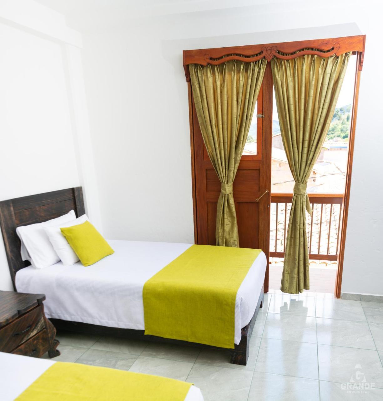 Hotel Madre Laura Jerico Exterior foto
